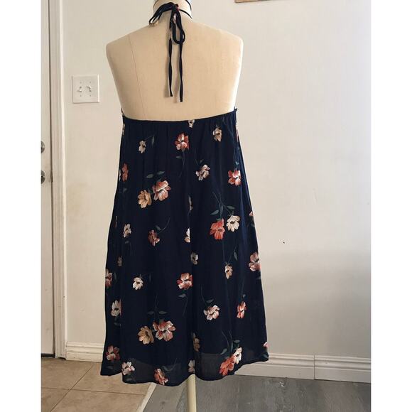 CozyCasual Woman's Navy Floral Print Halter Lined Mini Dress Small - Picture 2 of 7